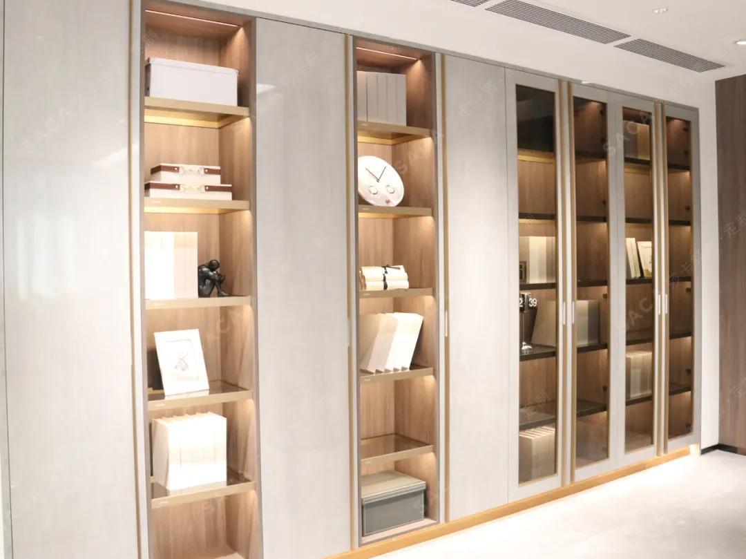 SACA：高光钛金白，优雅到极致的定制主流色！(图5)